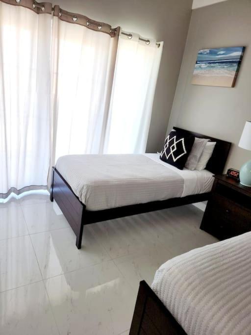 Villa Brand New Luxurious Townhouse In Negril Extérieur photo