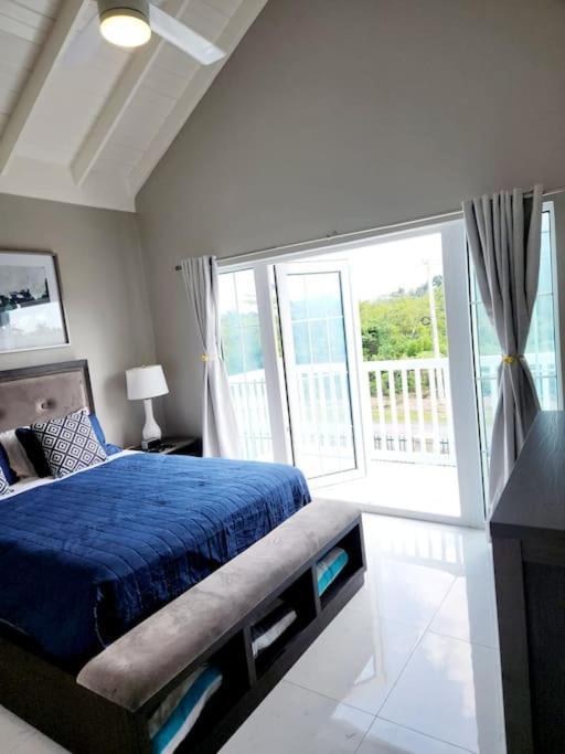 Villa Brand New Luxurious Townhouse In Negril Extérieur photo