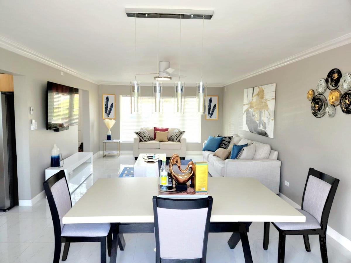 Villa Brand New Luxurious Townhouse In Negril Extérieur photo